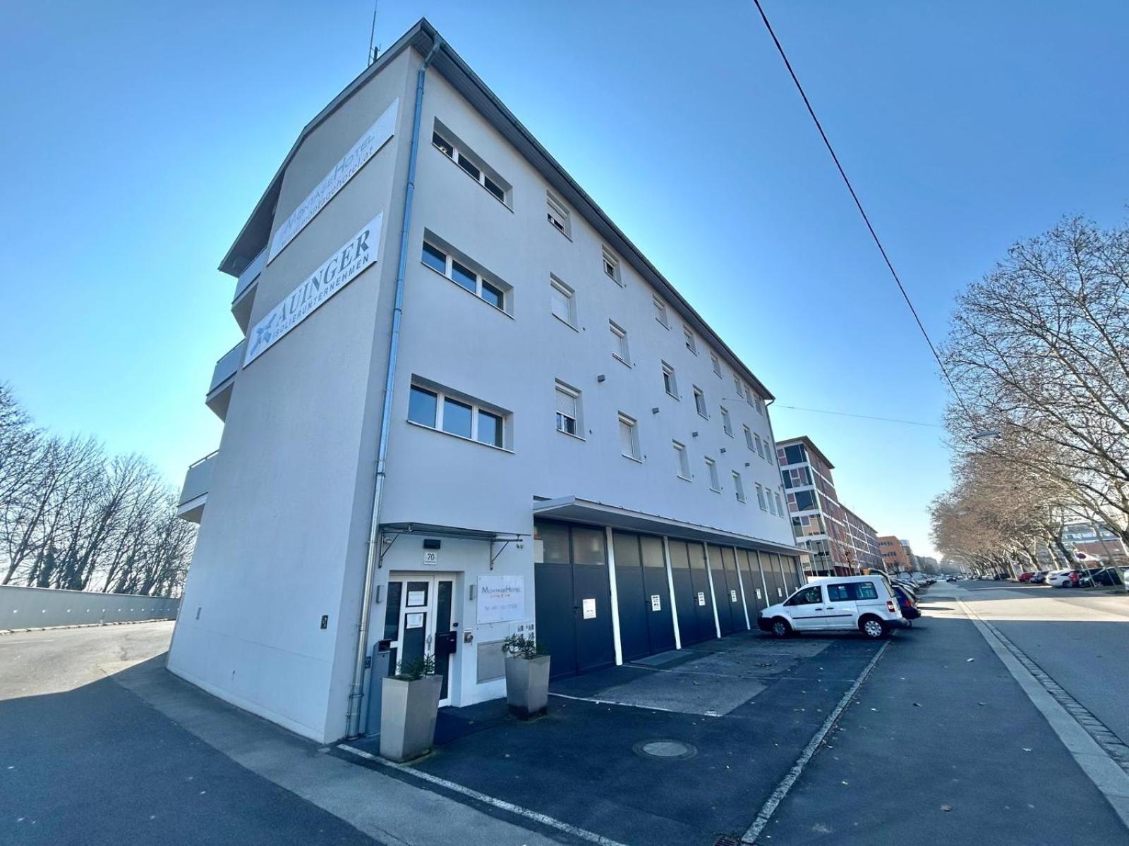 Montagehotel Living@Linz Exterior photo